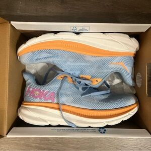 Hoka Women's Clifton 9 Running Shoes - Airy Blue/ Ice Water Size 9